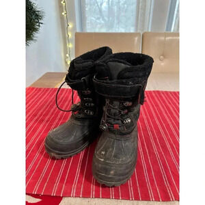 Khombu Girls Size 2M Black boots